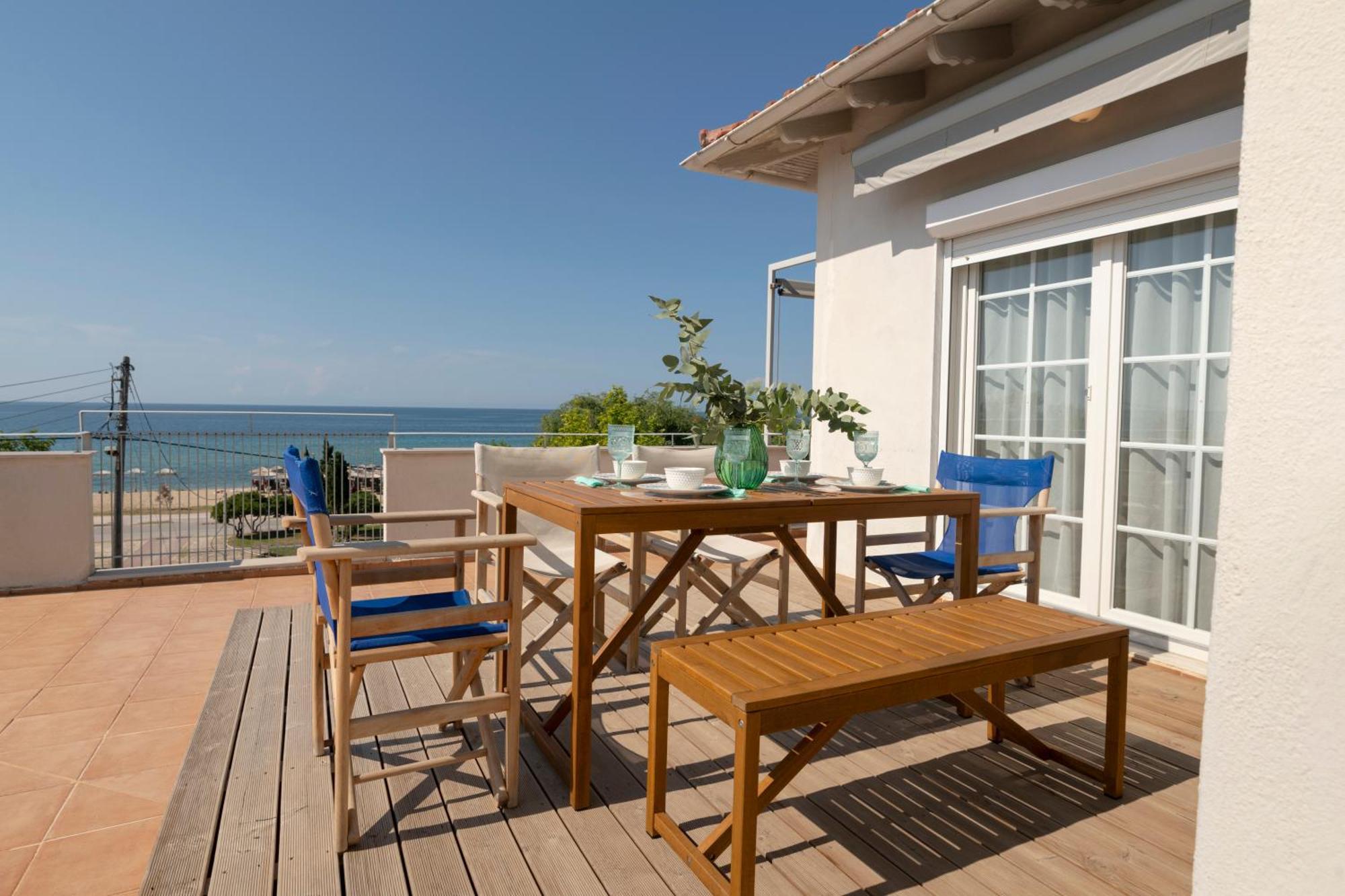 Ammos Seafront Family Apartments Неа Плагия Екстериор снимка