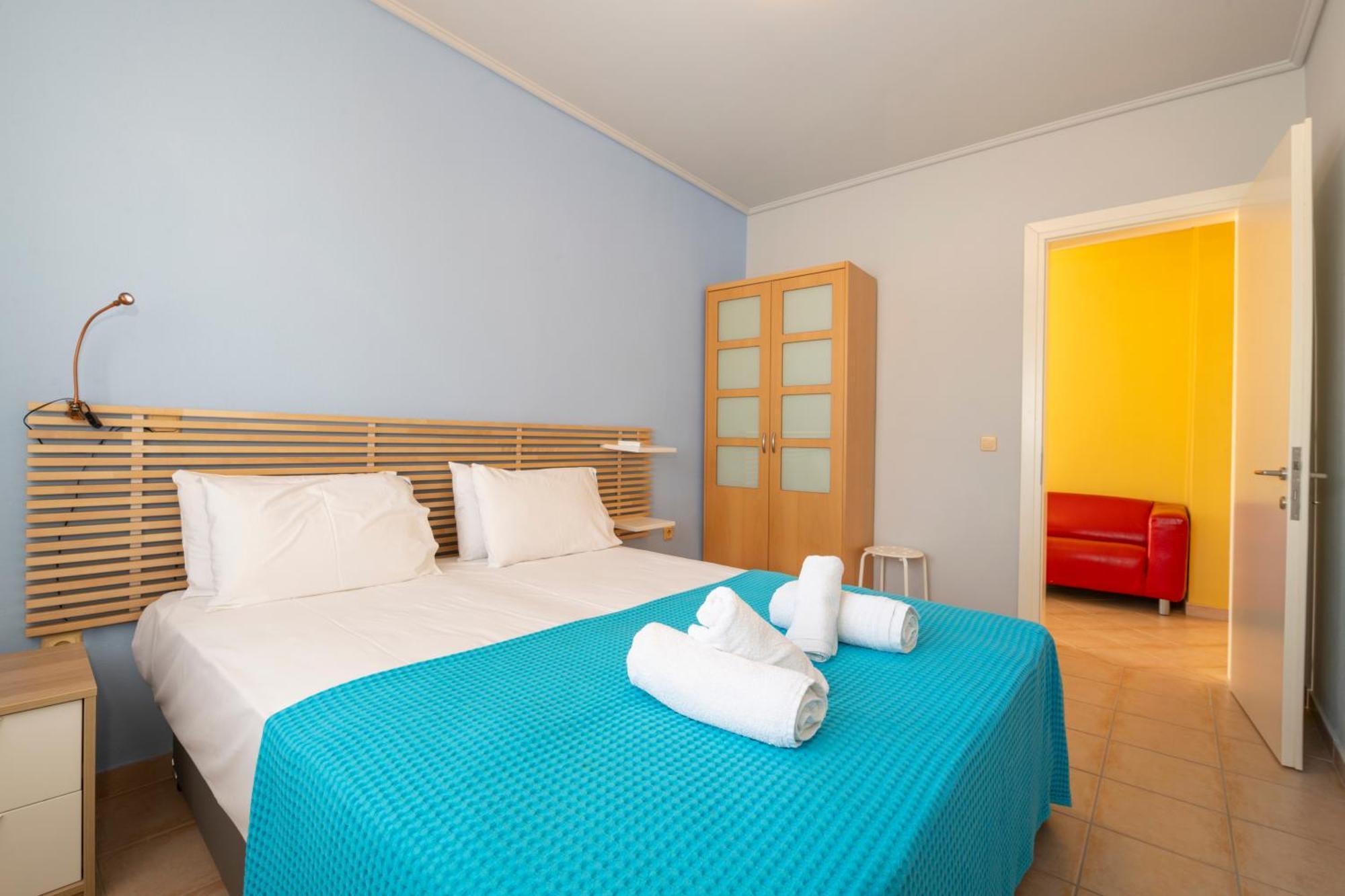 Ammos Seafront Family Apartments Неа Плагия Екстериор снимка